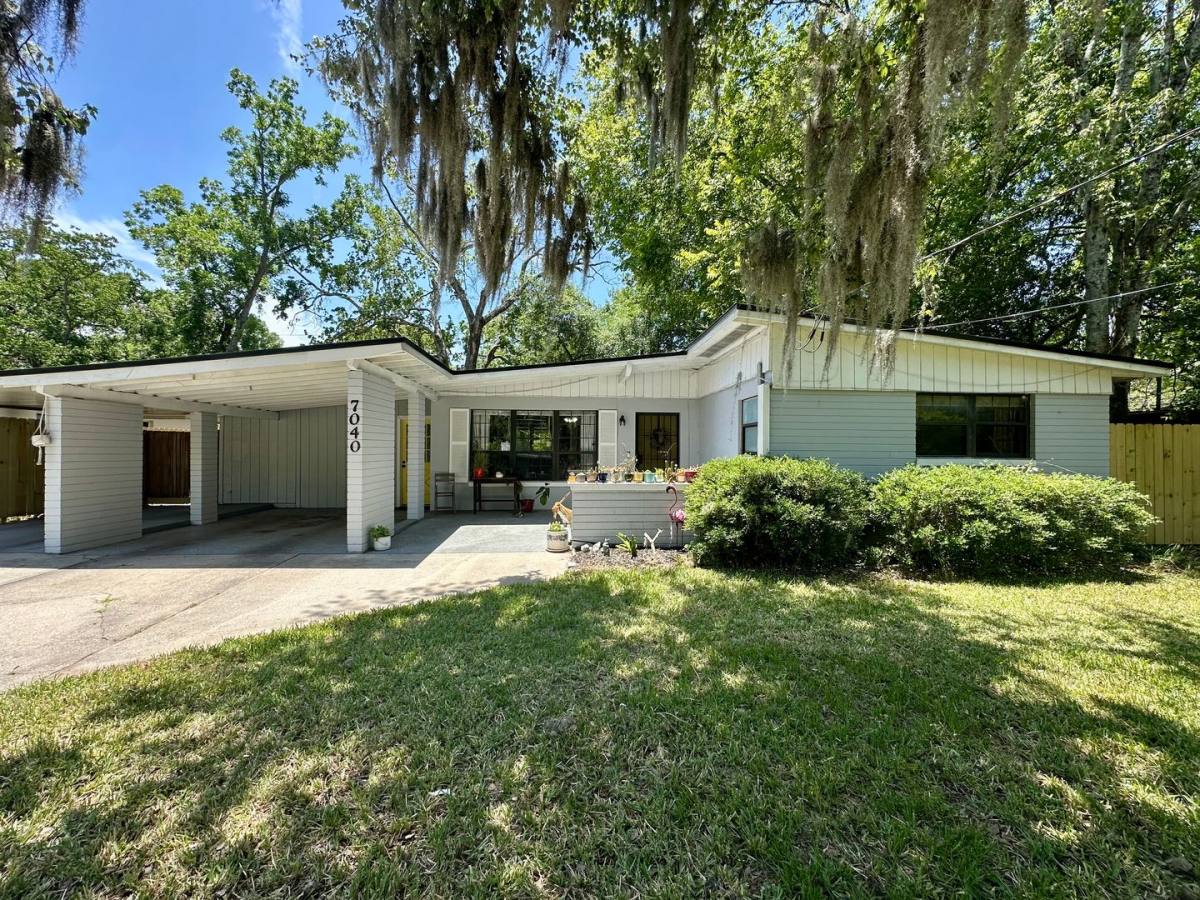 House for rent at 7040 Arques Rd, Jacksonville, FL 32205
