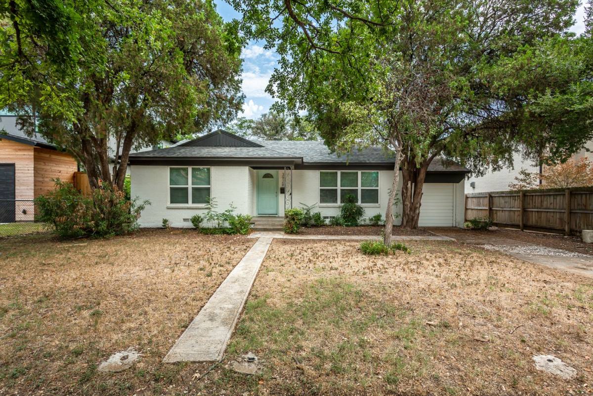 House for rent at 3928 Valley Ridge Rd, Dallas, TX 75220