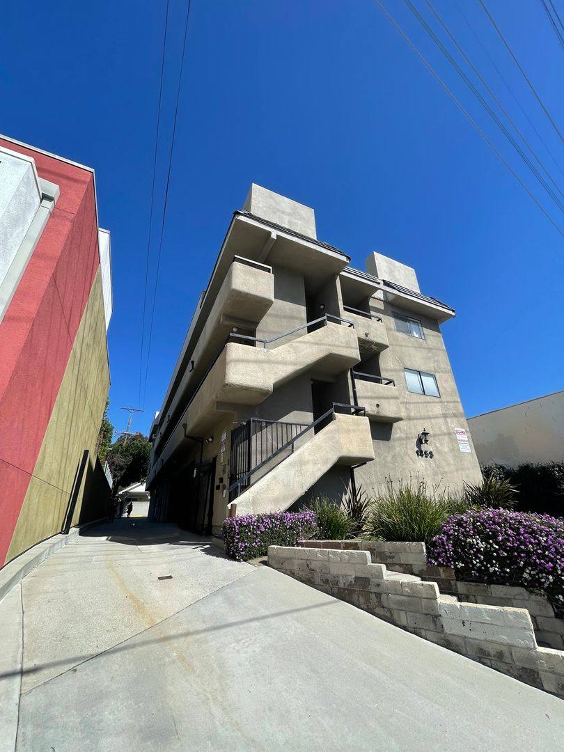 Apartment for rent at 1453 Colorado Blvd, Los Angeles, CA 90041