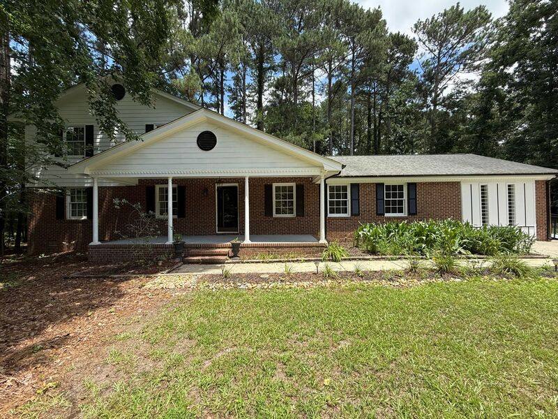 House for rent at 208 Hardwood Ridge Court, Clayton, NC 27520