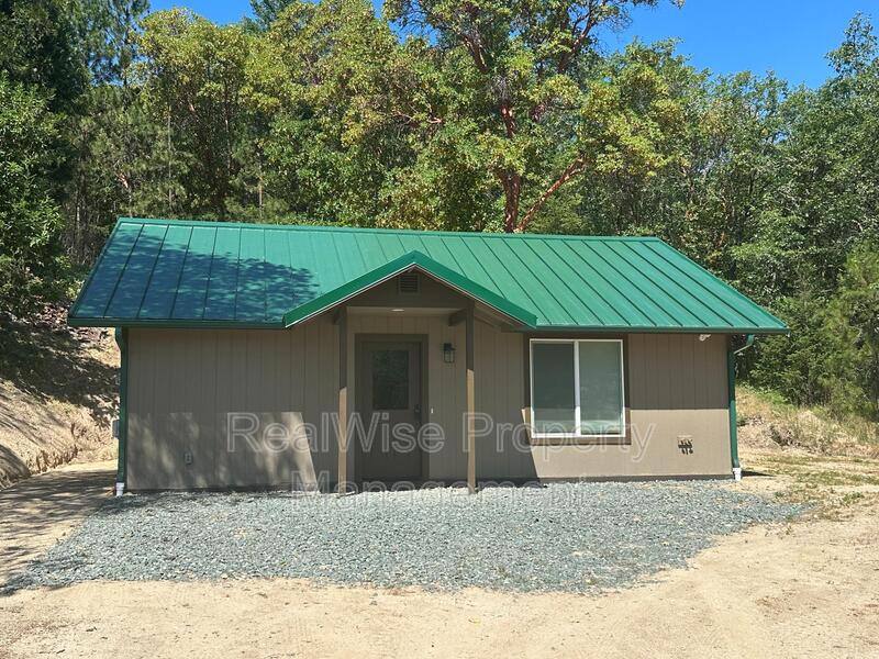 Apartment for rent at 4780 Williams Highway, Grants Pass, OR 97527