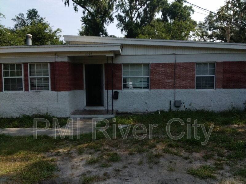 House for rent at 1923 Wofford Ave, Jacksonville, FL 32218
