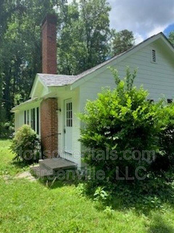 House for rent at 8863 Warren Abernathy Highway, Washington, DC 20301