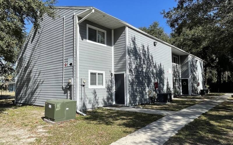 Townhouse for rent at 101 E Rhodes Dr, New Smyrna Beach, FL 32168