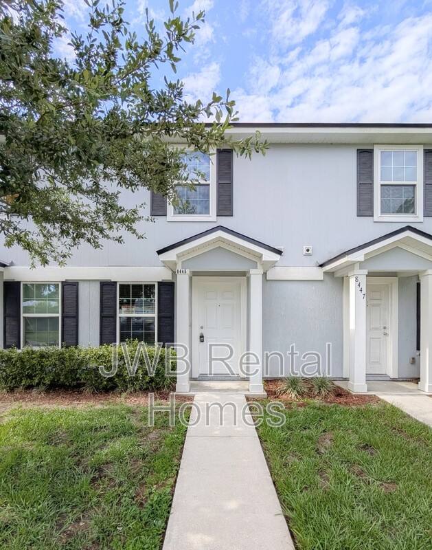Townhouse for rent at 8445 McGirts Village Lane, Jacksonville, FL 32210