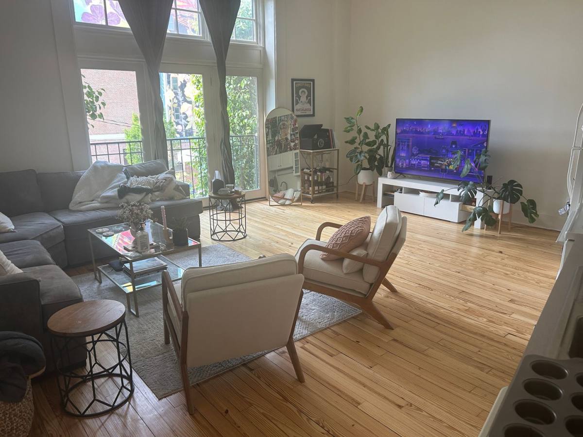 Apartment for rent at 772 N High St, Columbus, OH 43215