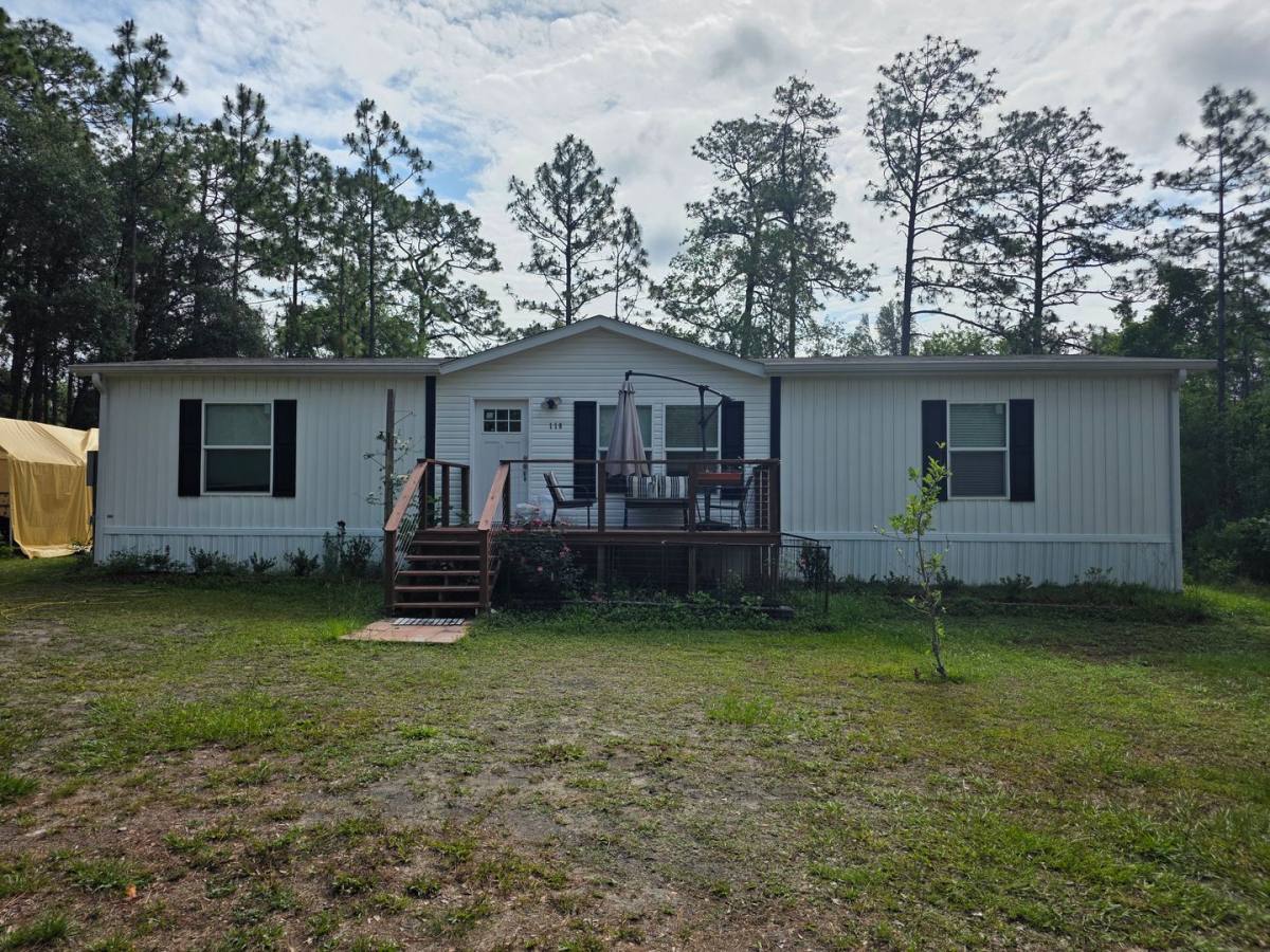 House for rent at 116 Long Leaf Dr, Melrose, FL 32666