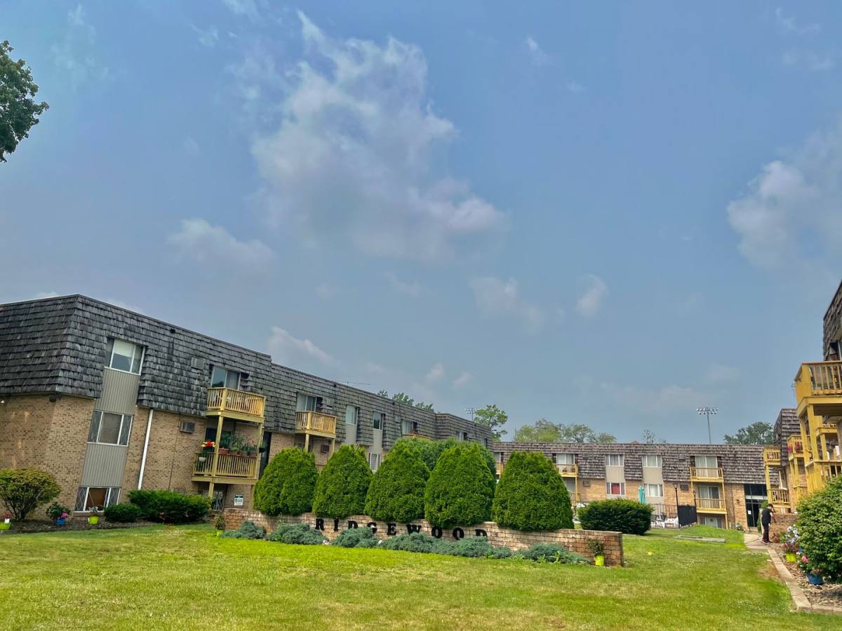 Apartment for rent at 3704 Main St, Mineral Ridge, OH 44440