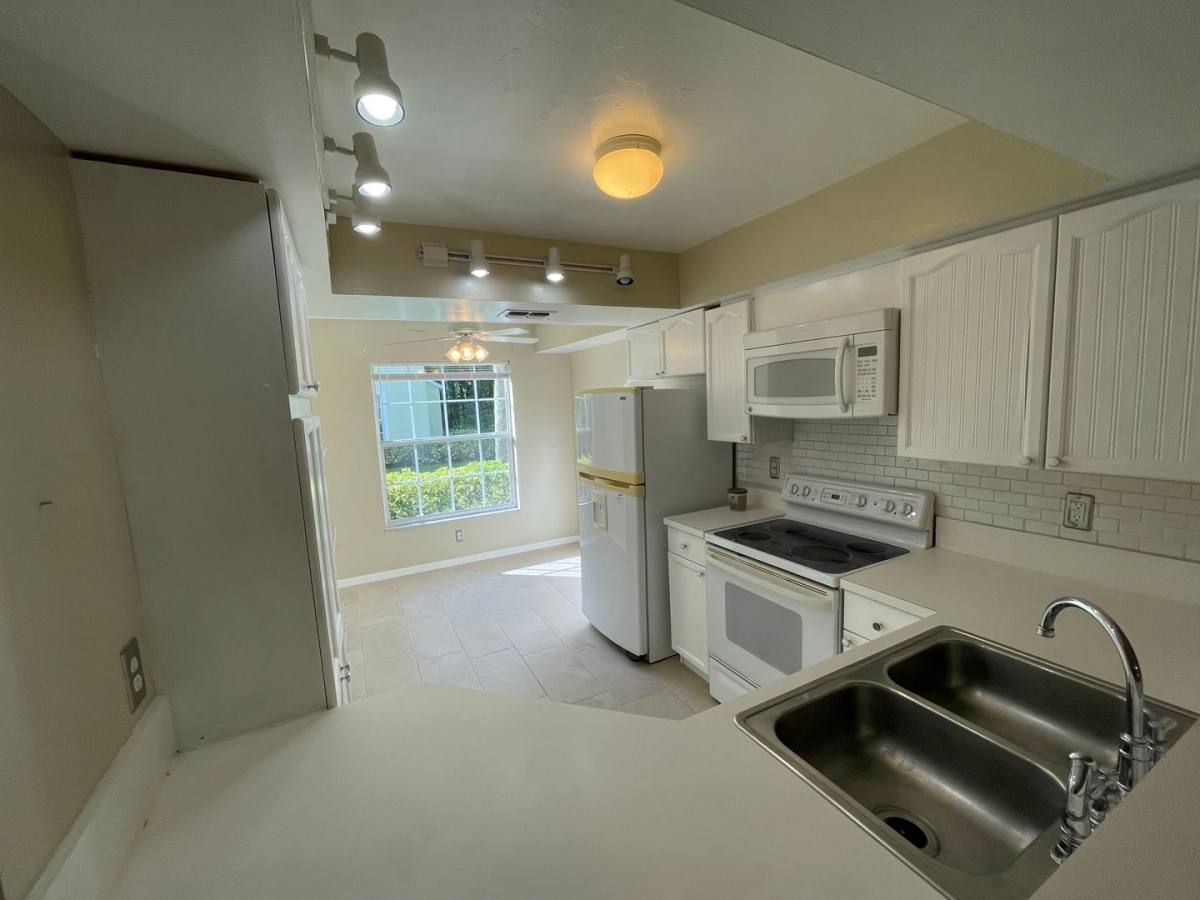 Condo for rent at 28251 Pine Haven Way, Bonita Springs, FL 34135