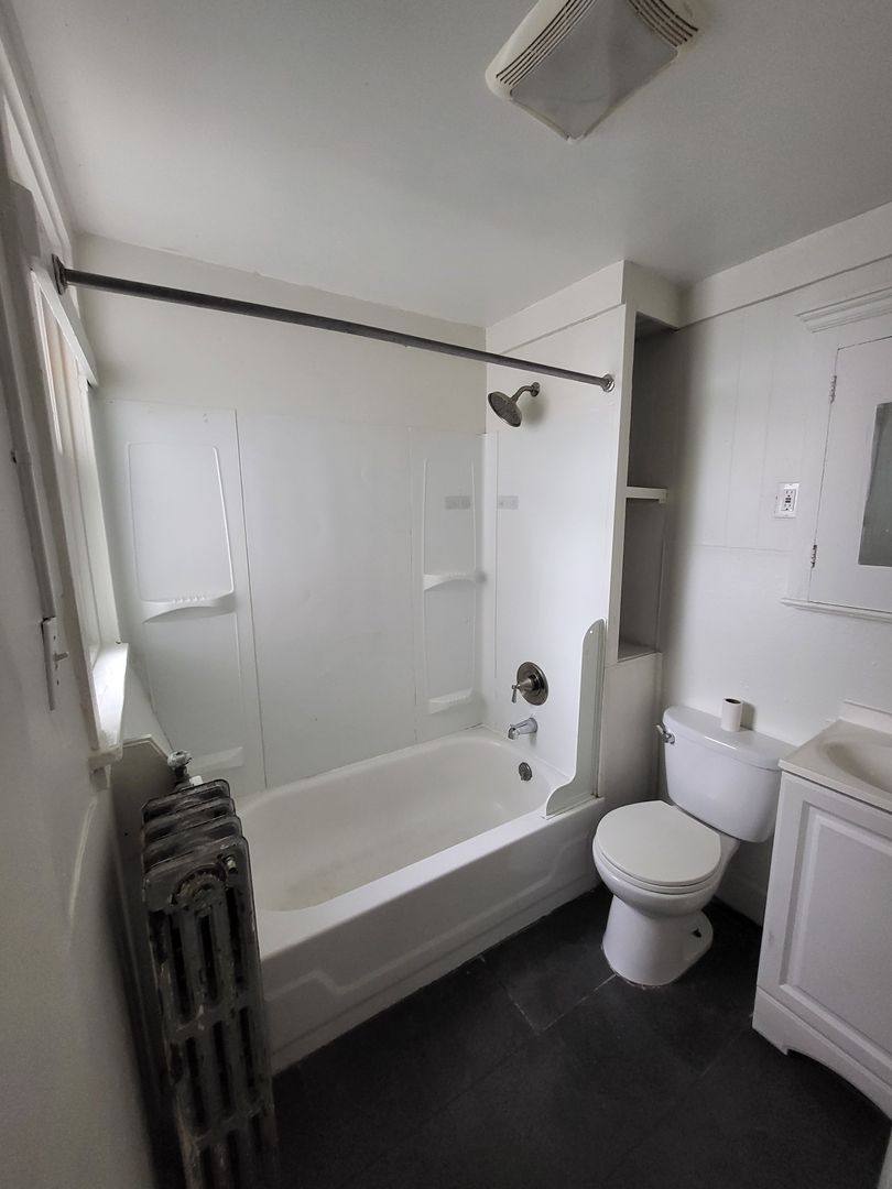 Apartment for rent at 623 N Queen St, Lancaster, PA 17603