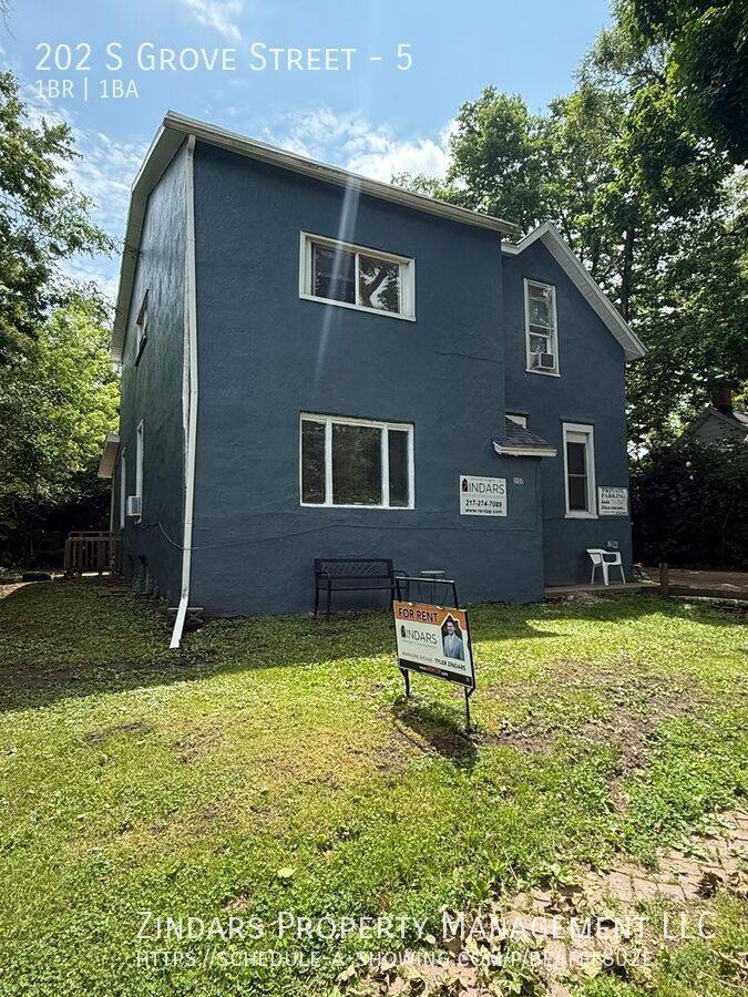 Apartment for rent at 202 S Grove St #5, Urbana, IL 61801