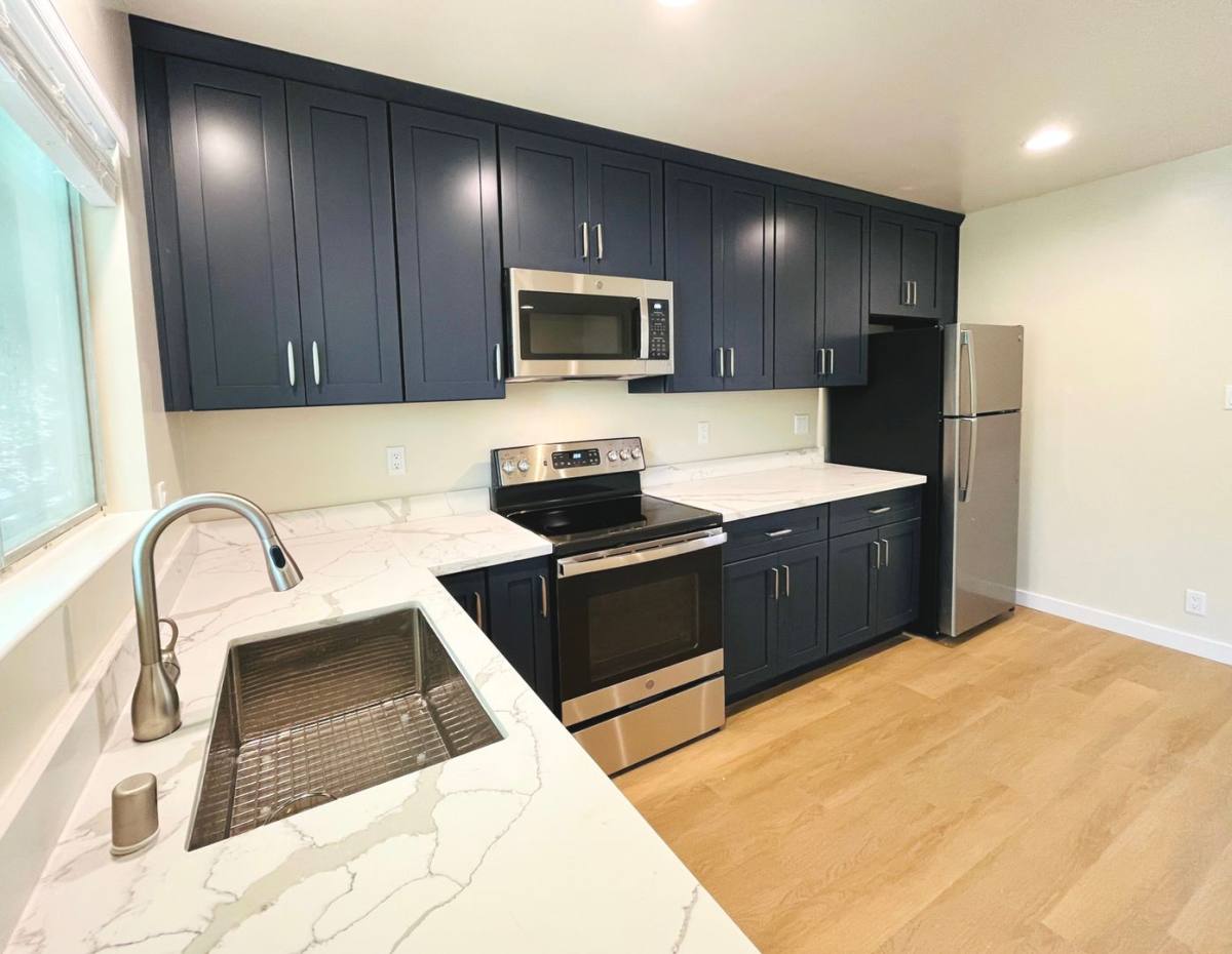 Apartment for rent at 2422 McKinley Ave, Berkeley, CA 94703