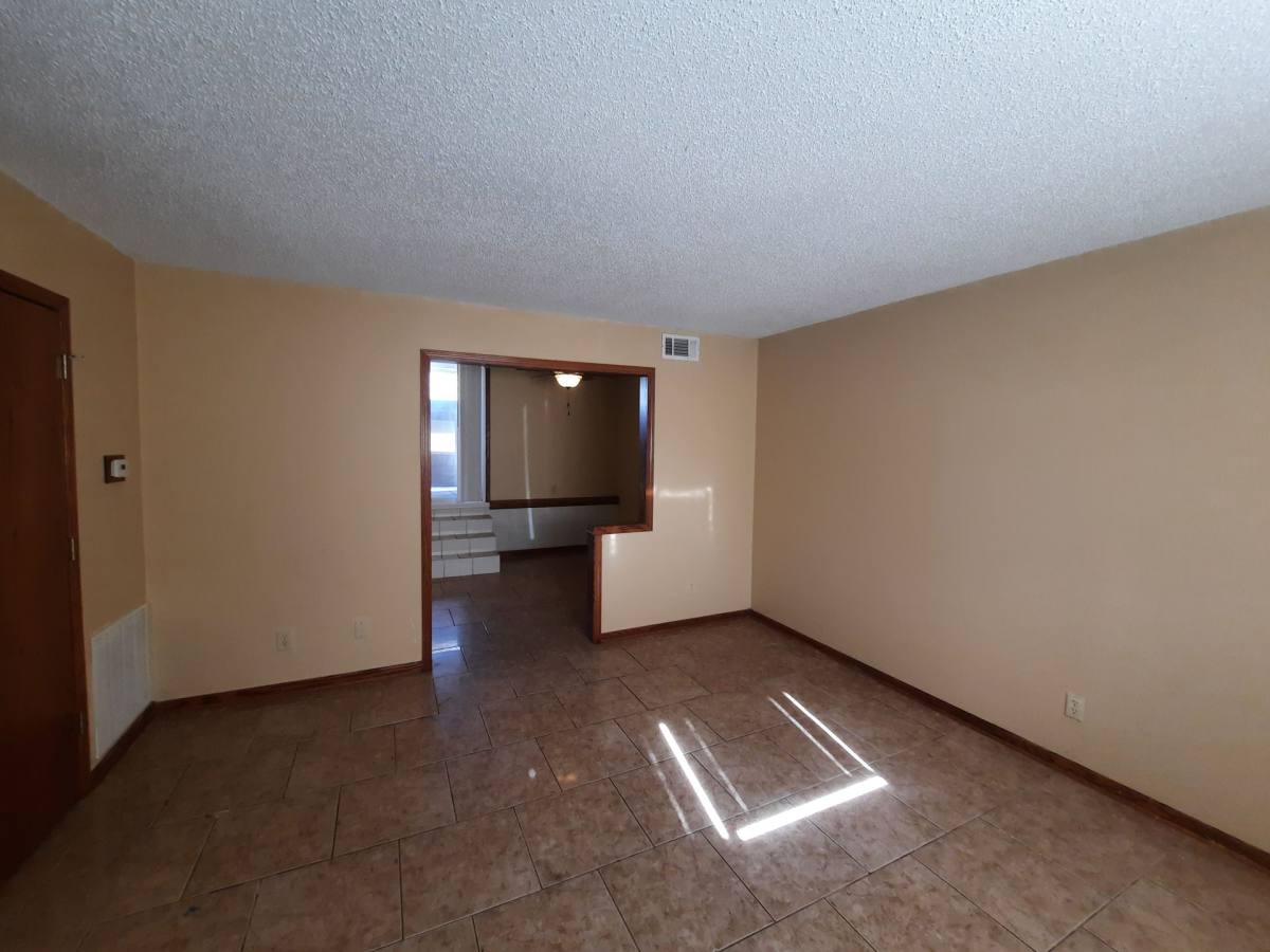 Apartment for rent at 4606 W Maple #209, Wichita, KS 67209