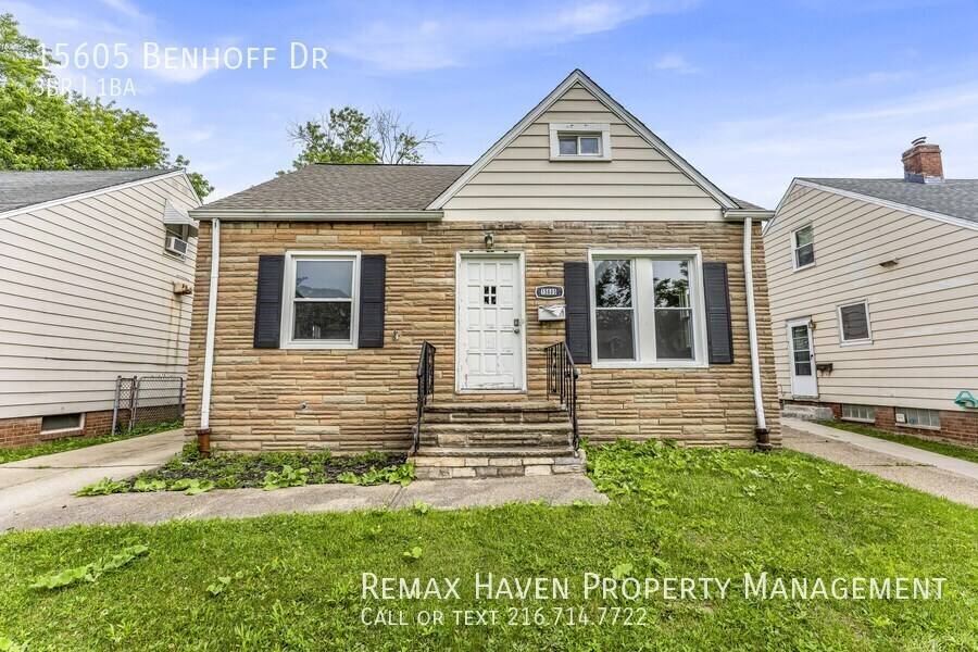 House for rent at 15605 Benhoff Dr, Maple Heights, OH 44137