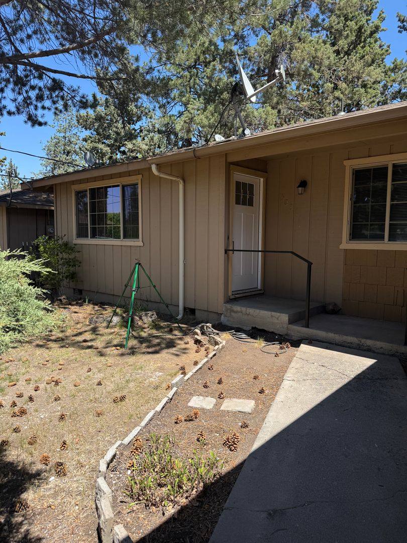 House for rent at 502 SE Douglas St, Bend, OR 97702