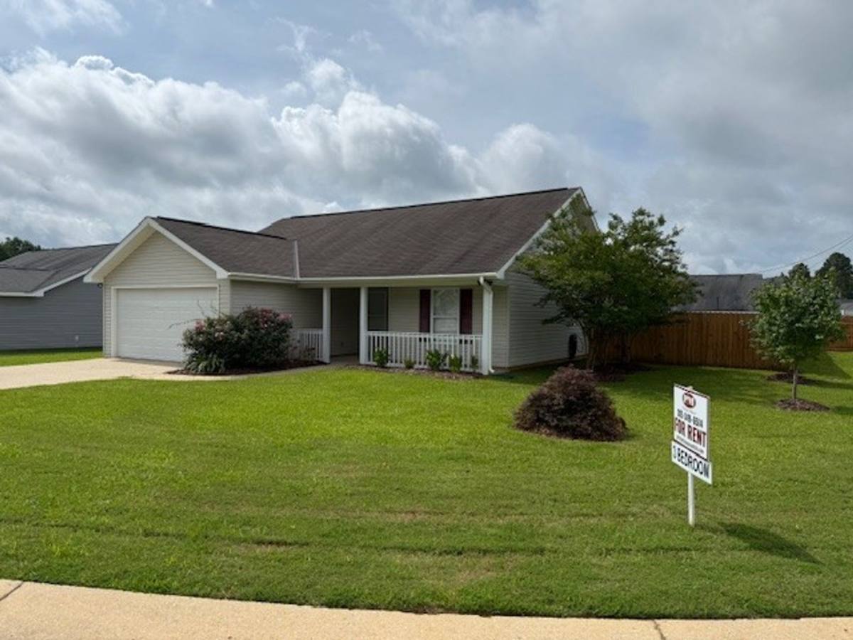 House for rent at 11339 Lexie Lane, Brookwood, AL 35444