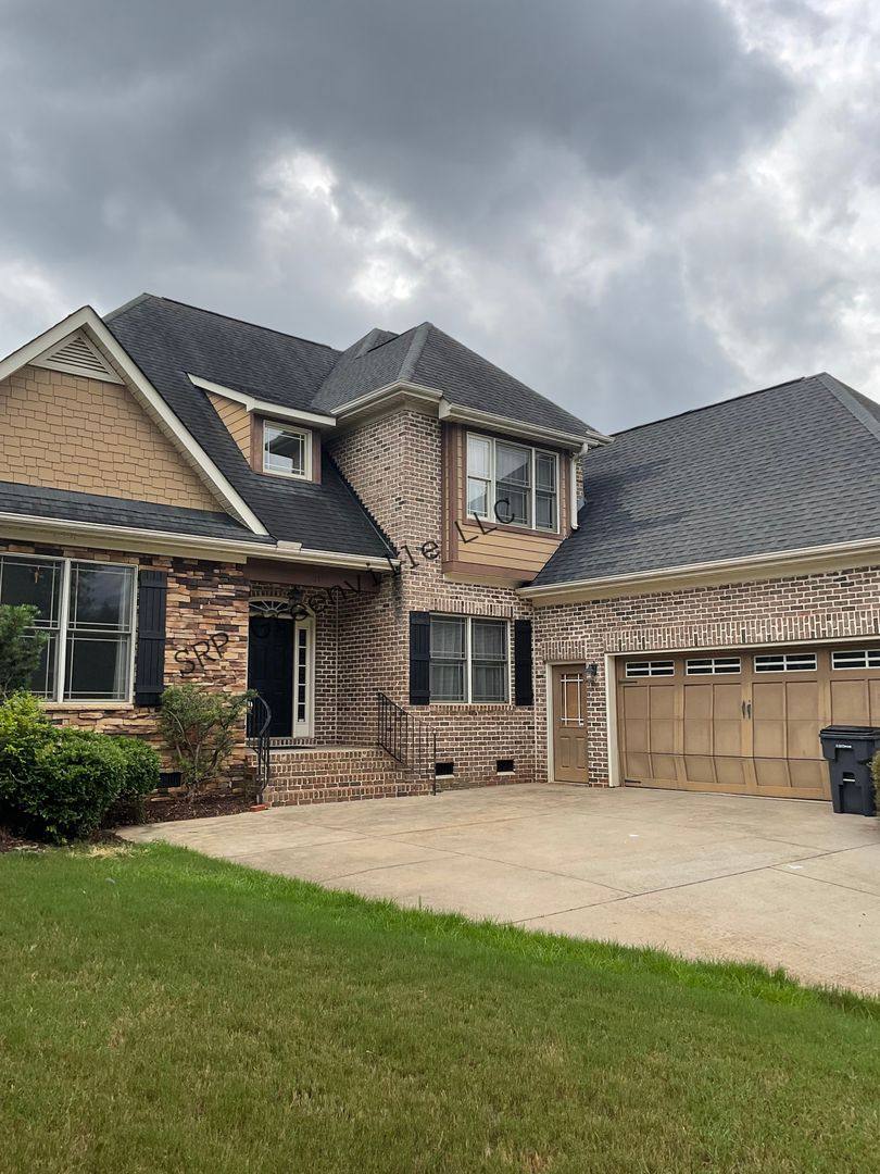House for rent at 217 Asheton Lakes Way, Simpsonville, SC 29681