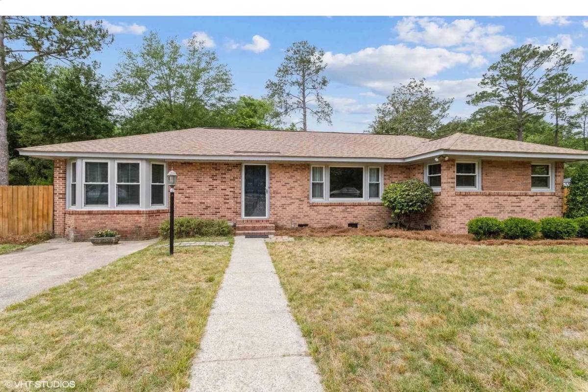 House for rent at 35 Orchard Circle, Columbia, SC 29206