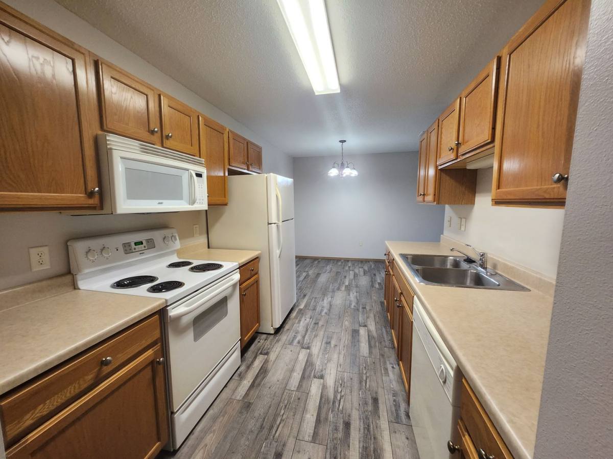 Apartment for rent at 3219 S Sycamore, Sioux Falls, SD 57110