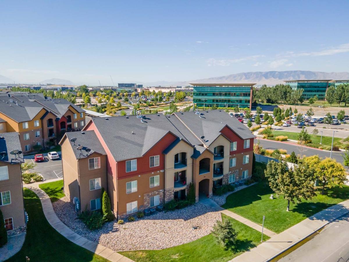 Condo for rent at 986 W 270 S, Pleasant Grove, UT 84062