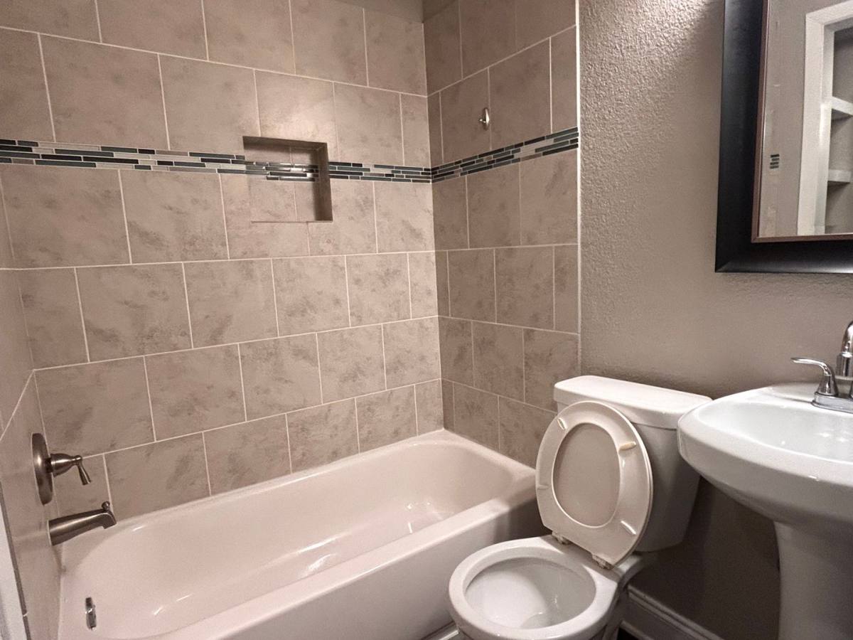 Apartment for rent at 4316 Bull Creek Rd, Austin, TX 78731