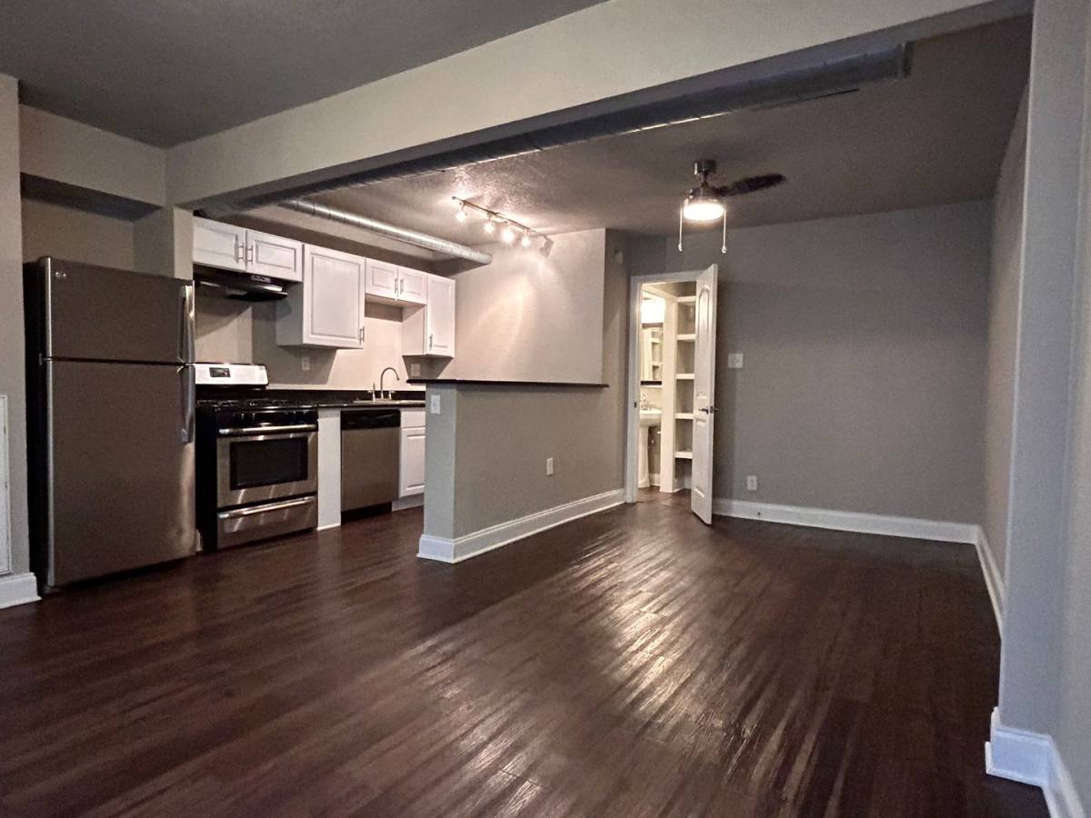 Apartment for rent at 4316 Bull Creek Rd, Austin, TX 78731