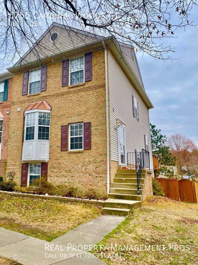 Townhouse for rent at 6755 Cardinal Woods Court, Lorton, VA 22079