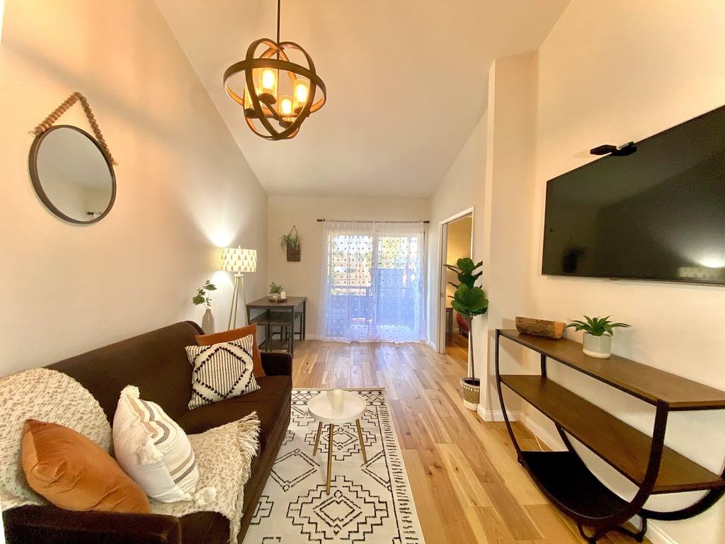 Apartment for rent at 1621 Hotel Circle S #E322, San Diego, CA 92108