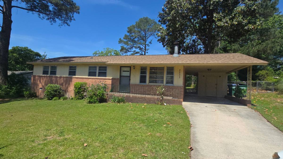 House for rent at 2233 Windsor Dr, Cayce, SC 29033