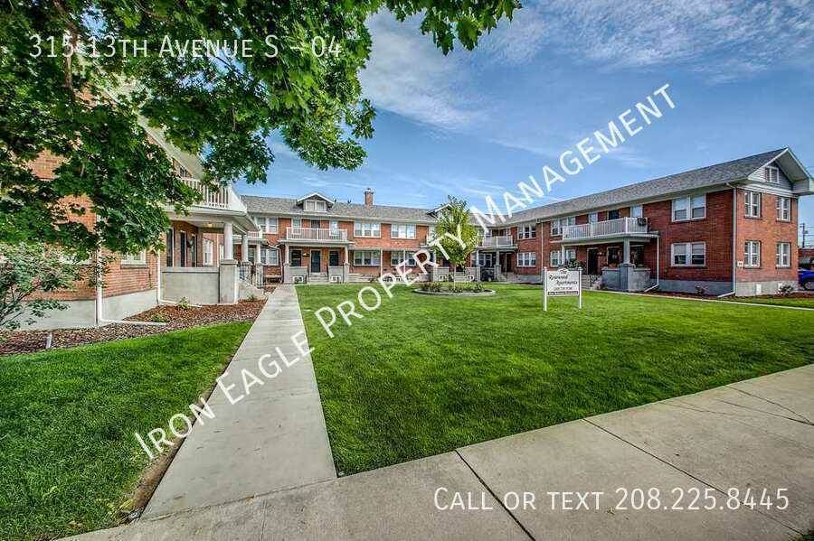 Apartment for rent at 315 13th Ave S #4, Nampa, ID 83651