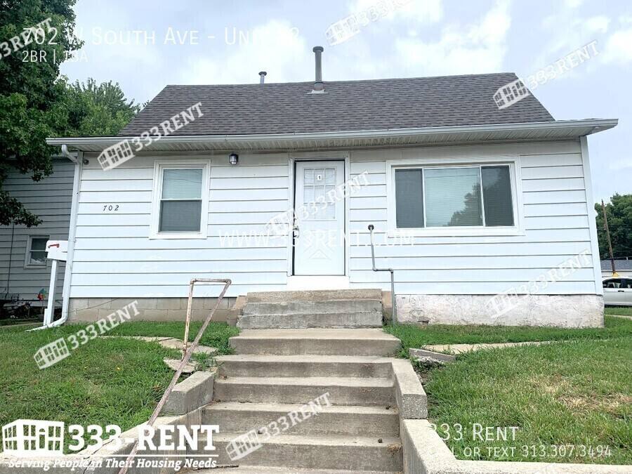 Apartment for rent at 702 W S Ave #2, Independence, MO 64050