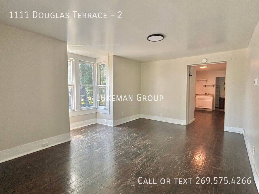 Apartment for rent at 1111 Douglas Terrace #2, Kalamazoo, MI 49007