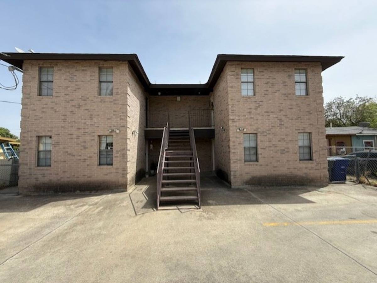 4717 Mims, Laredo, TX 78041