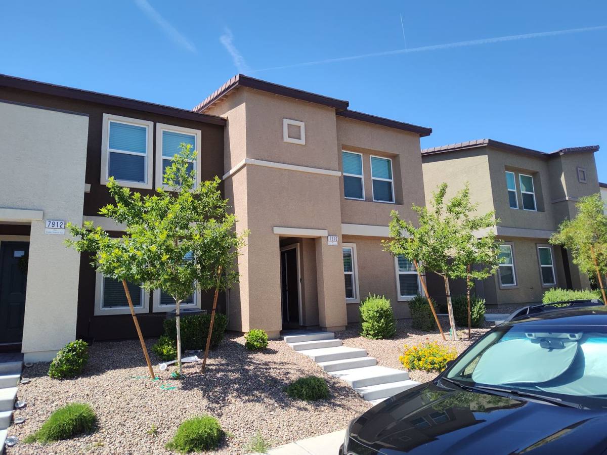 Townhouse for rent at 7916 Fields Forever, Las Vegas, NV 89113