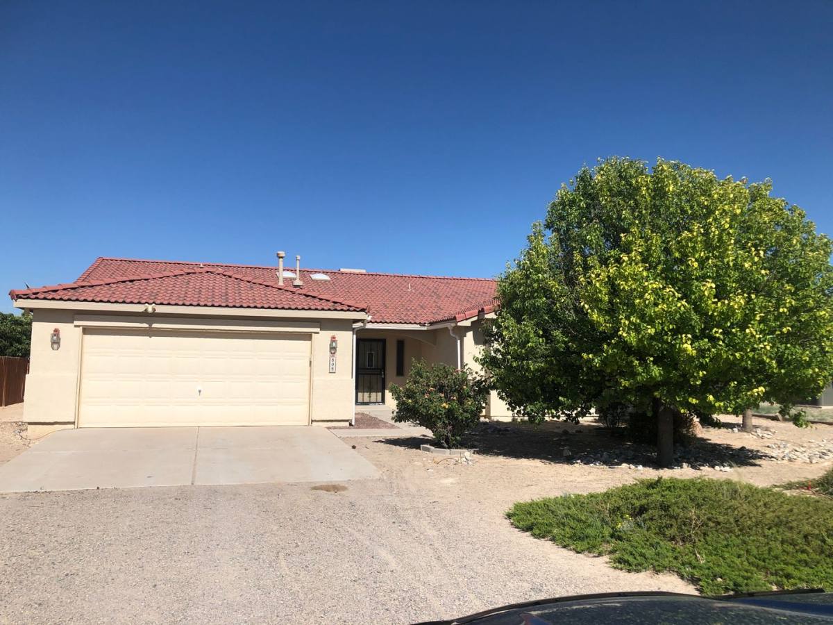 House for rent at 808 7th St NE, Rio Rancho, NM 87124