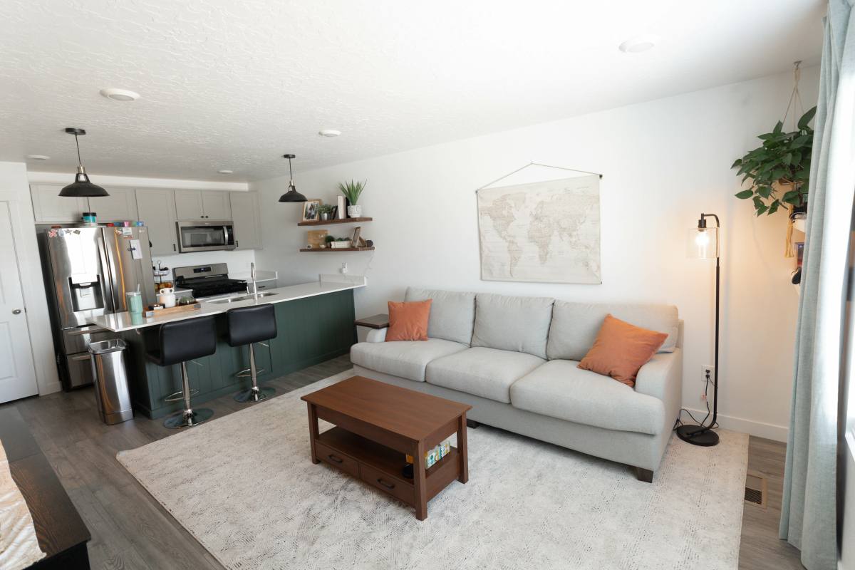 Townhouse for rent at 913 E Flotsam Way, Lehi, UT 84043