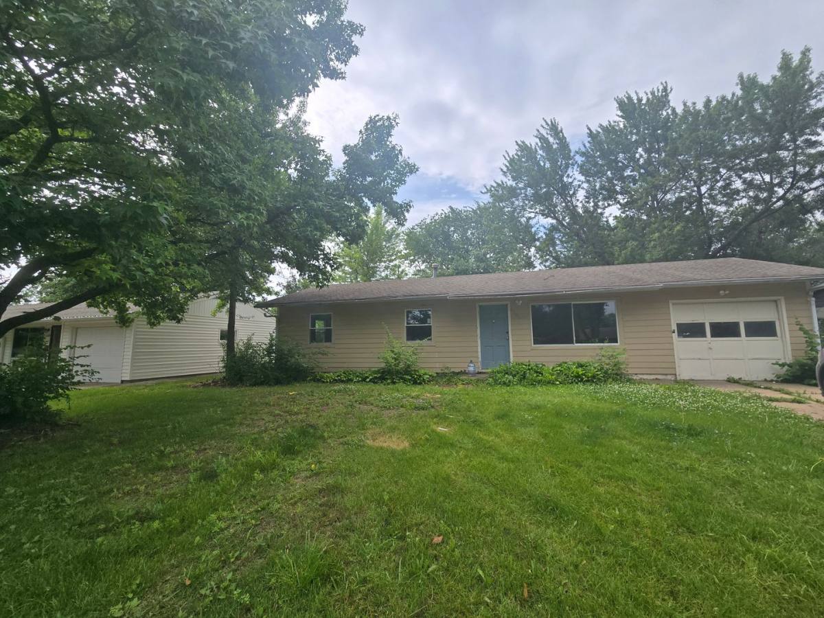 House for rent at 2201 SE 22nd, Topeka, KS 66605