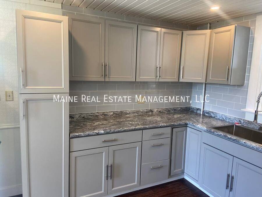 Apartment for rent at 43 Fling St #2, Bangor, ME 04402