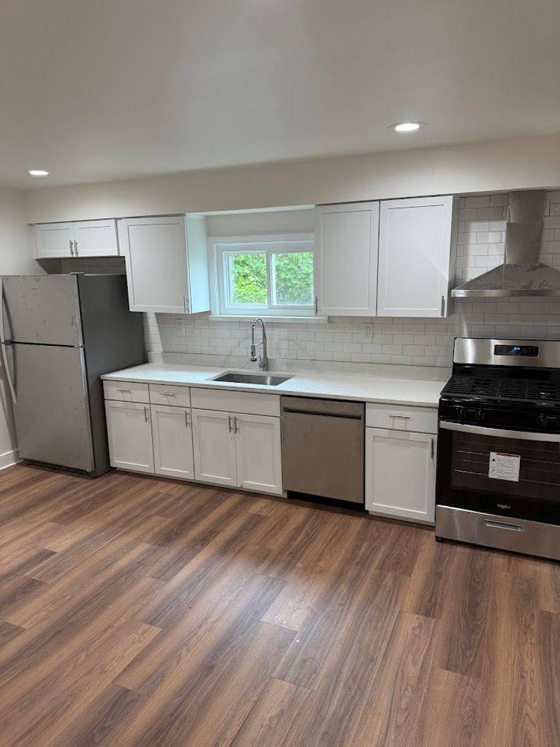 Apartment for rent at 420 Tintsman Ave, North Versailles, PA 15137