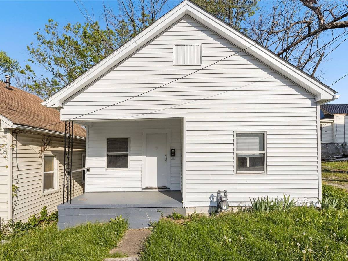 House for rent at 39 S Highland St, Winchester, KY 40391