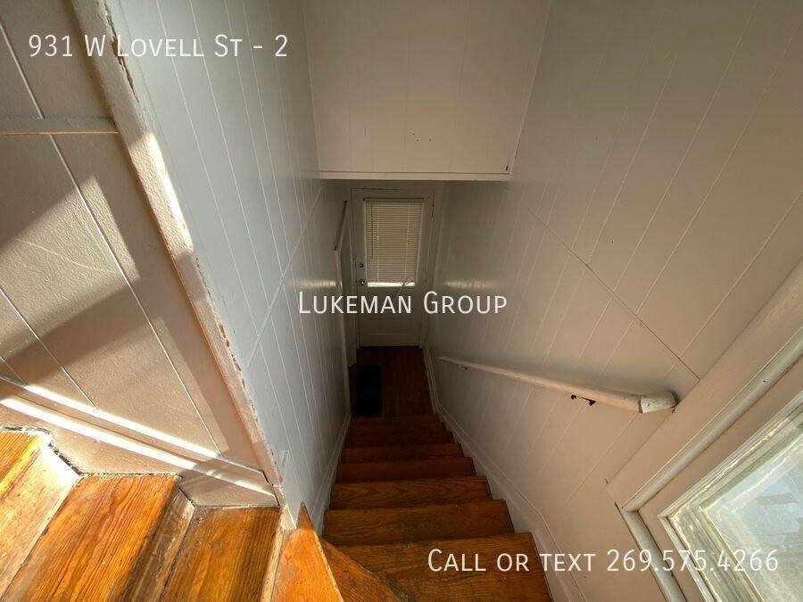 Apartment for rent at 931 W Lovell St #2, Kalamazoo, MI 49007