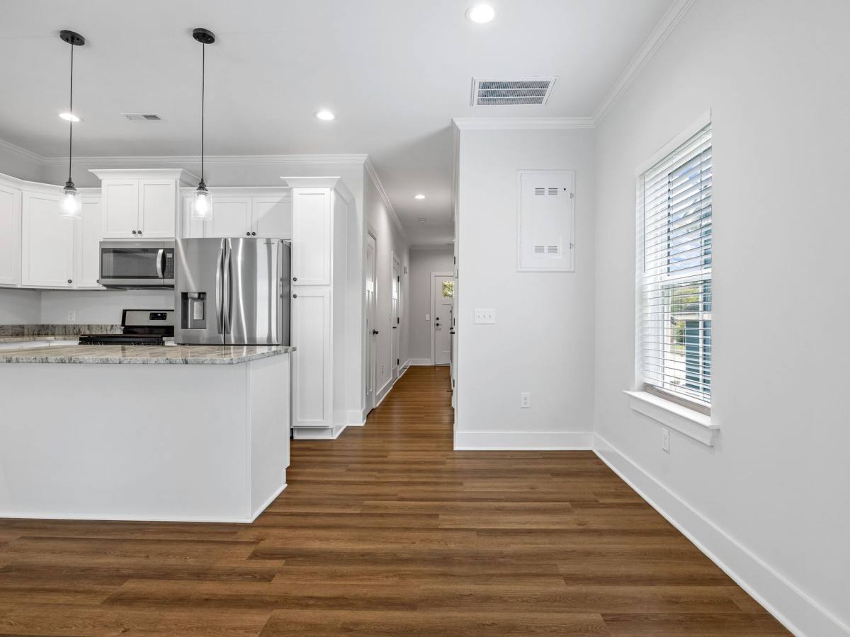 Townhouse for rent at 137 Avant St, Spartanburg, SC 29302