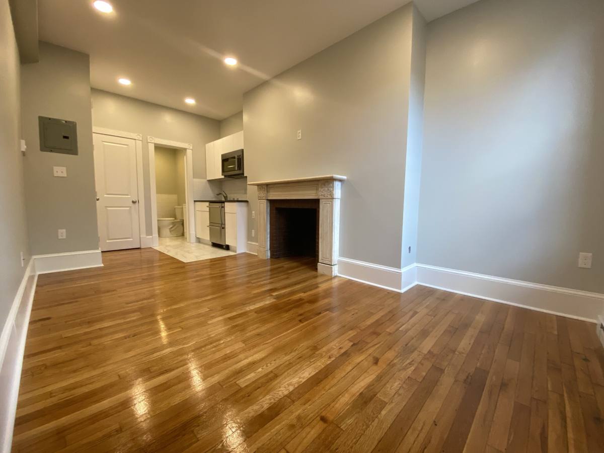 Apartment for rent at 399 Marlborough St #10, Boston, MA 02115