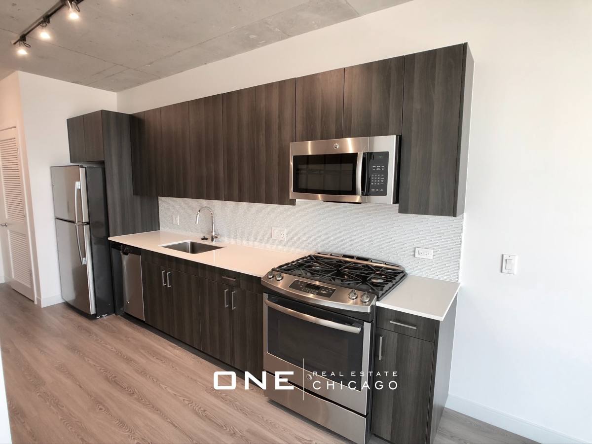 Townhouse for rent at 728 N Morgan #1, Chicago, IL 60642