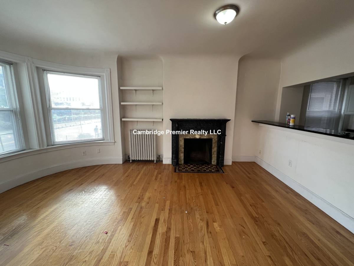 Apartment for rent at 891 Mass Ave #1, Cambridge, MA 02139