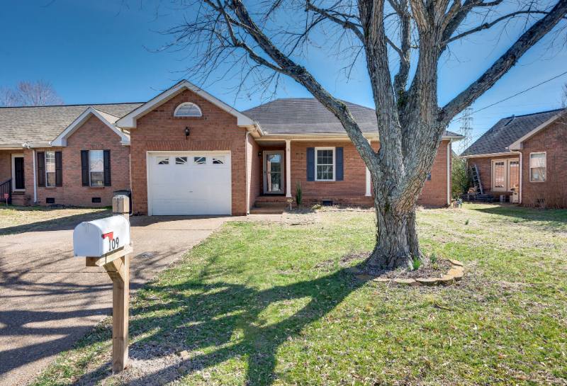 House for rent at 109 Dogwood Place, Hendersonville, TN 37075