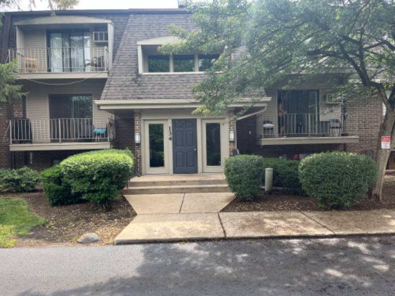 Condo for rent at 134 E Bailey Rd #G, Naperville, IL 60565