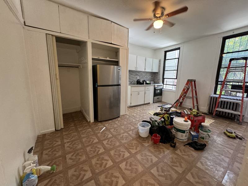 19 Cornelia St #2, Brooklyn, NY 11221