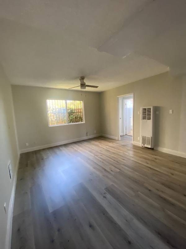 Apartment for rent at 3800 W 27th #401, Los Angeles, CA 90018