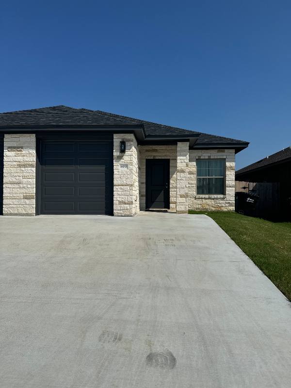 Apartment for rent at 3915 Keller Rd #B, Temple, TX 76504